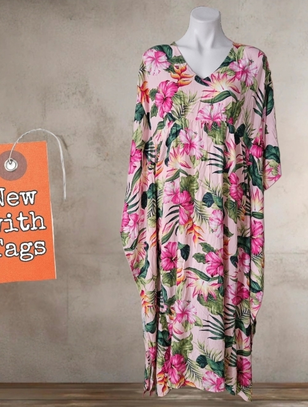 NWT/divah  Pink Tropical Flora Rayon l Caftan Dress Plus Size 14